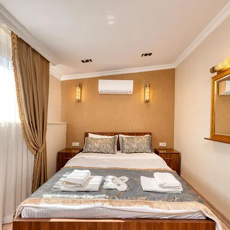 Отель Brown 2 Mansion Oldcity *