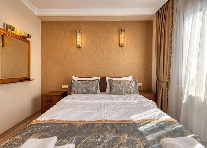 Brown 2 Mansion Oldcity *