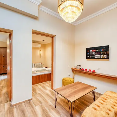 Brown 2 Mansion Oldcity 호텔